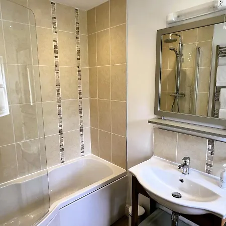 Country house Ravenstone *