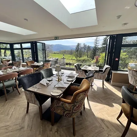 Ravenstone Country house *