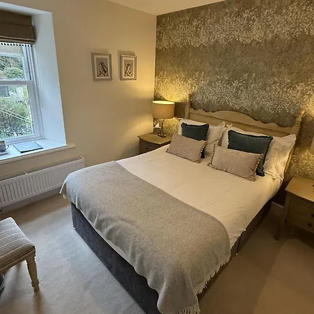 Country house Ravenstone *