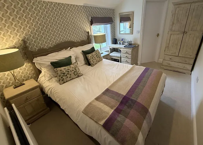 Ravenstone Country house