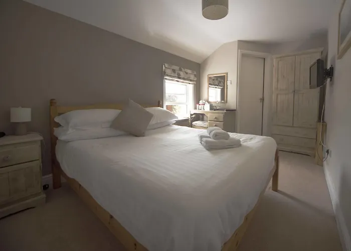 Ravenstone Country house