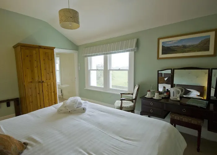 Ravenstone Country house *