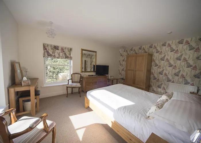 Ravenstone Country house